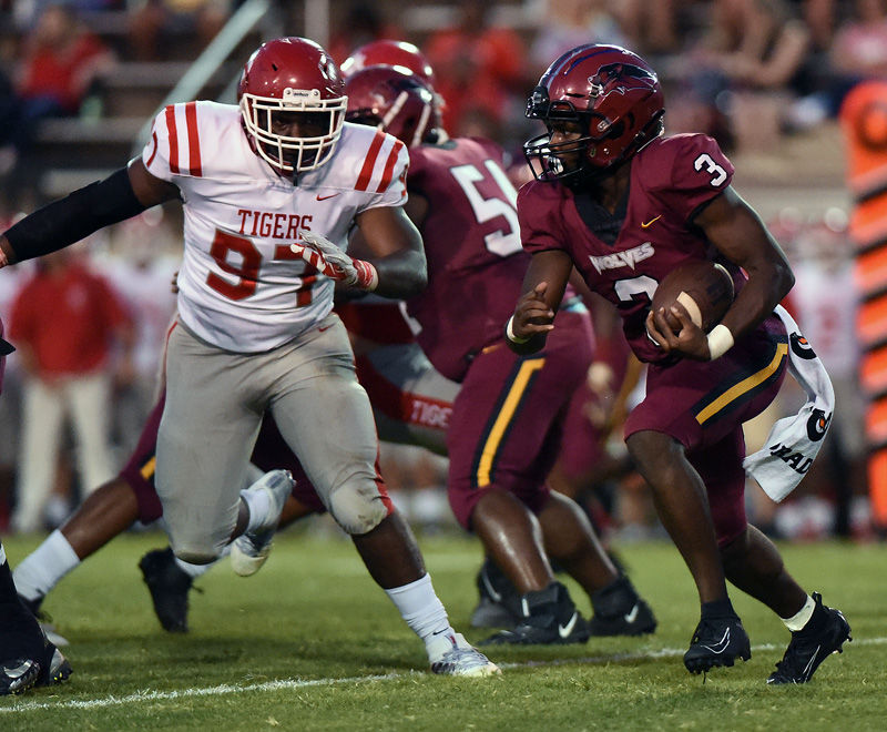 Dothan High Wolves vs Eufaula football